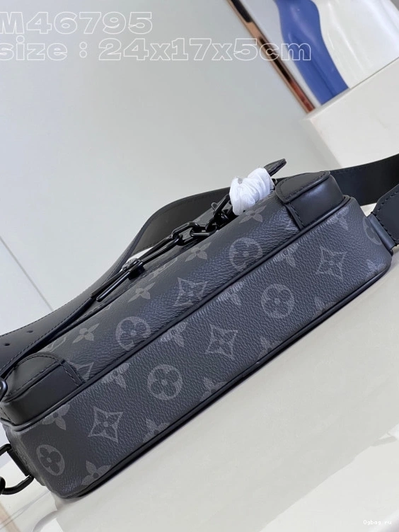 Steamer LOUIS Messenger VUITTON 0730